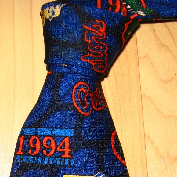 🌴 University Of Florida Gators 1994 Football Necktie - Picture 3 of 5